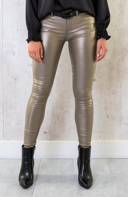 Coating-Jeans-Metallic-Gold-1